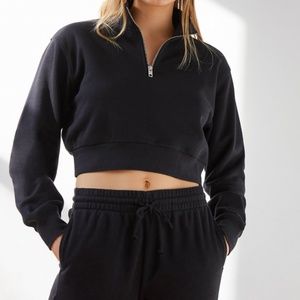 NEW!! TNA Airy AF Perfect 1/4 Zip